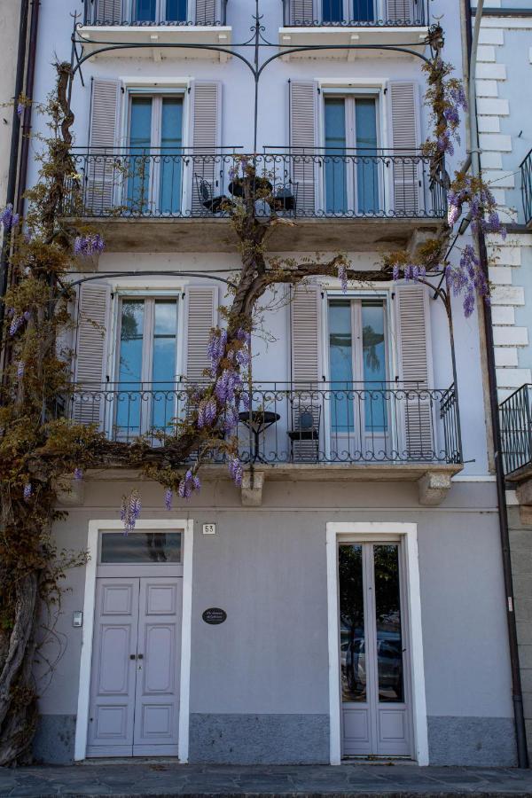 Apartamento La Dimora Del Glicine 2 Belgirate Exterior foto